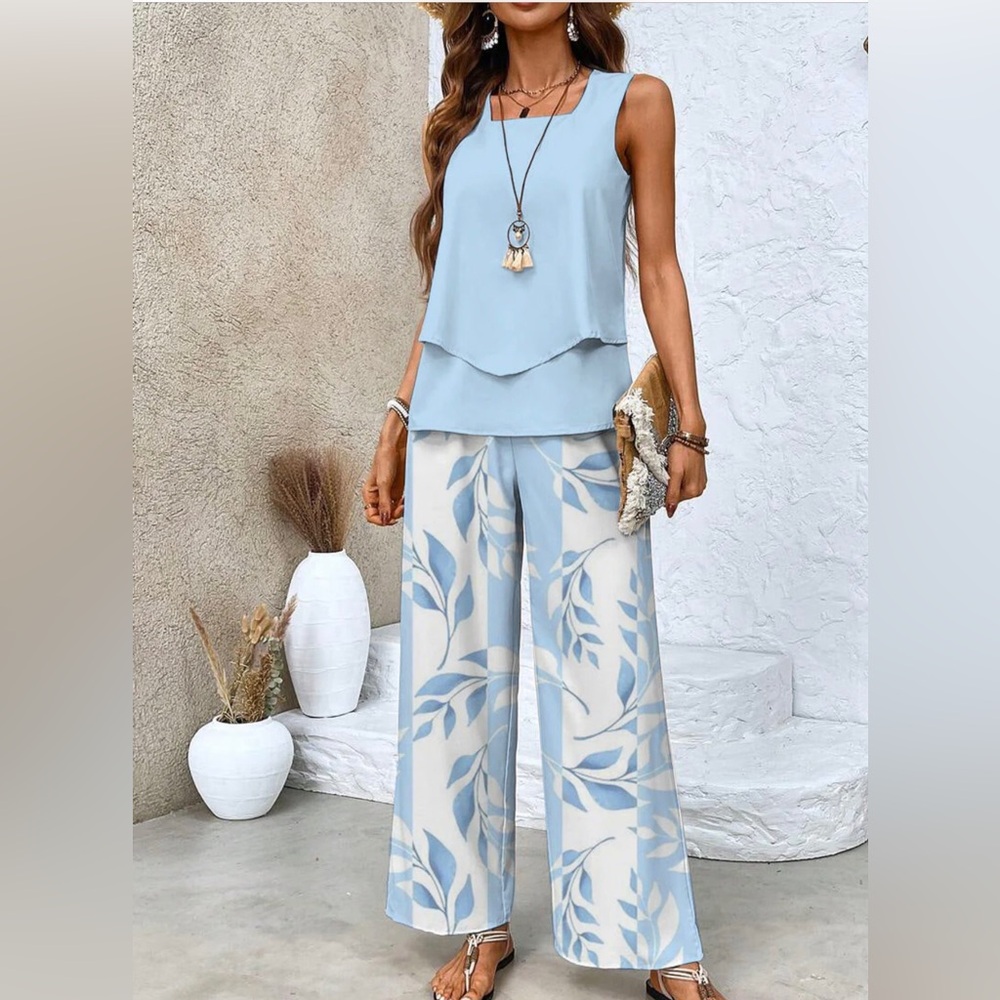 ⬇️Price Drop⬇️Set-Wide Leg Pants with matching blue layer top - size 12/14 or L